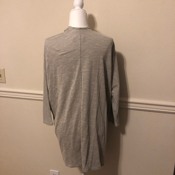 Cardigan - Picture 3 of 7